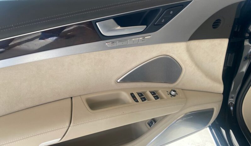 AUDI A8 L 6.3 W12 FSI quattro tiptronic pieno