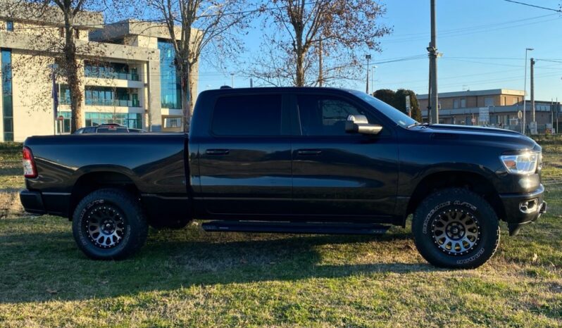 DODGE RAM 5.7   CREW CAB – EXTRA LONG – NEW MODEL 4X4 pieno