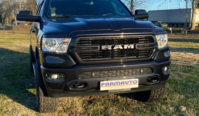 DODGE RAM 5.7   CREW CAB – EXTRA LONG – NEW MODEL 4X4 pieno