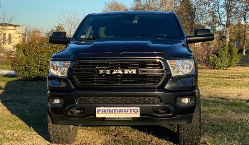 DODGE RAM 5.7   CREW CAB – EXTRA LONG – NEW MODEL 4X4 pieno