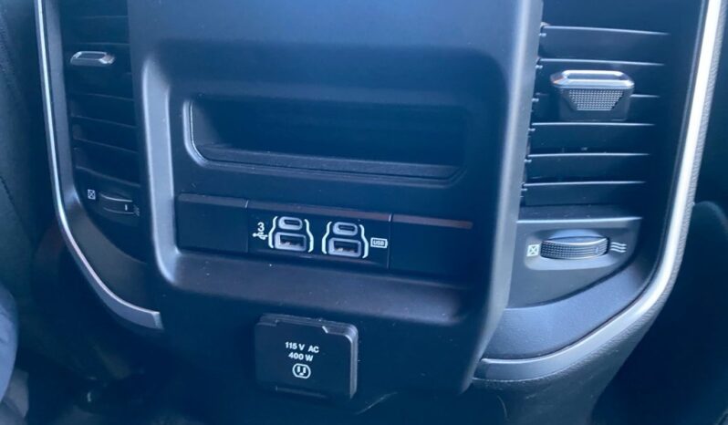 DODGE RAM 5.7   CREW CAB – EXTRA LONG – NEW MODEL 4X4 pieno