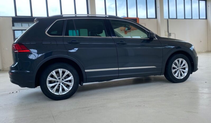 VOLKSWAGEN Tiguan 1.6 TDI SCR Style BlueMotion Technology pieno