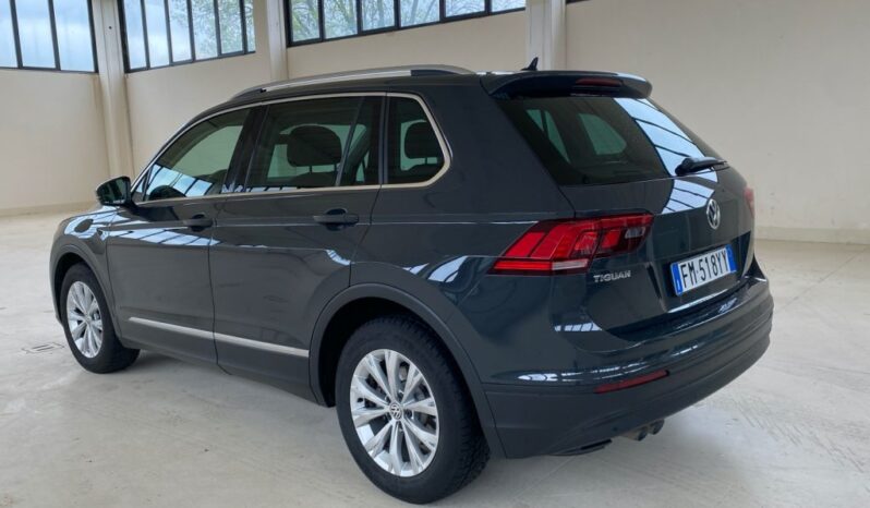 VOLKSWAGEN Tiguan 1.6 TDI SCR Style BlueMotion Technology pieno