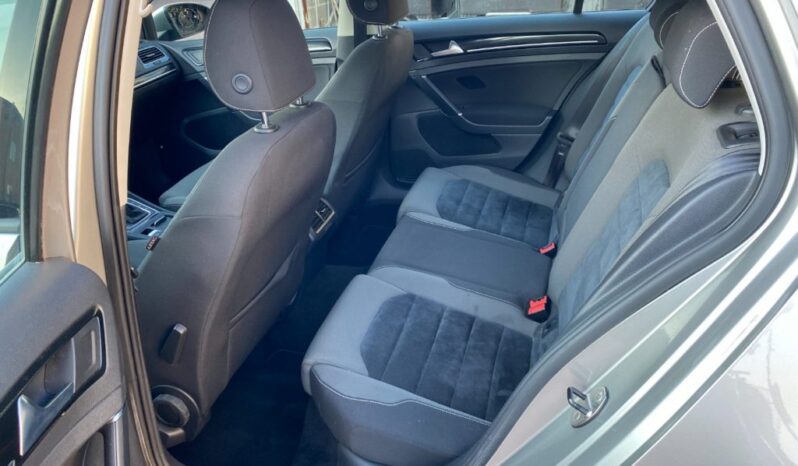 VOLKSWAGEN Golf 2.0 TDI 5p. Highline BlueMotion Technology DSG pieno